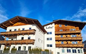 Lebe'Schlitters - Das Ferienapartmenthaus Im Zillertal